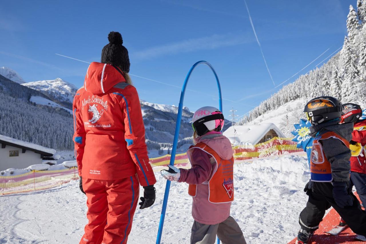 Almhof Family Und Wellness Resort Gerlos Exterior foto